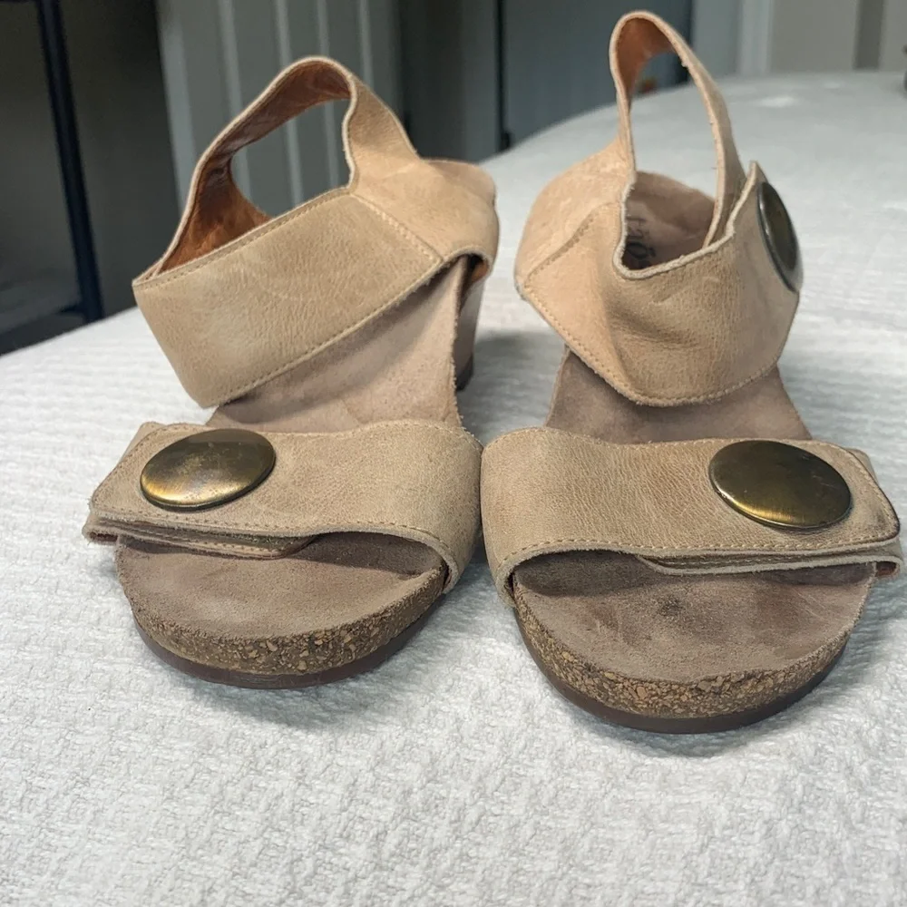 Taos Footwear inch wedge